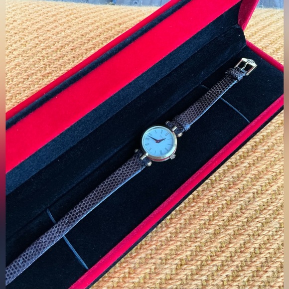 Ladies GUCCI SHERRY LINE watch❤️LOVELY💚❤️🧡 - Picture 3 of 12
